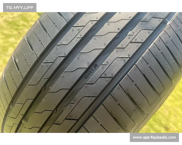 轮胎性能变化影响：倍耐力窄胎在轻量化赛车上的表现评估